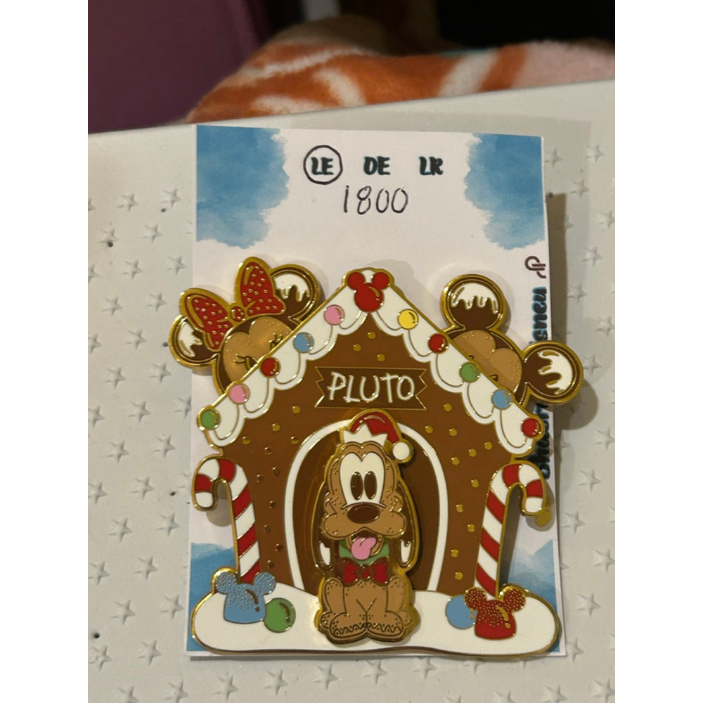 Loungefly Disney Mickey Minnie Gingerbread Doghouse Pin Sliding Jumbo LE 1800